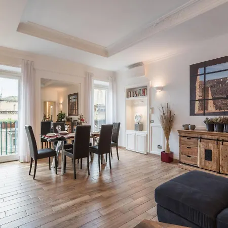 The Best Rent - Elegant Three-bedroom A Few Steps From Fontana Di Trevi Apartament *