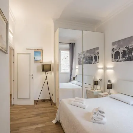 The Best Rent - Elegant Three-bedroom A Few Steps From Fontana Di Trevi Rzym