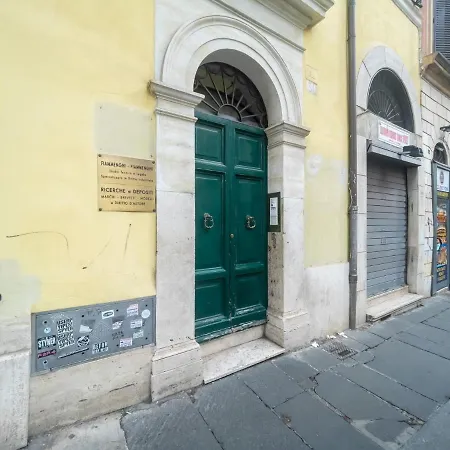 The Best Rent - Elegant Three-bedroom A Few Steps From Fontana Di Trevi Apartment